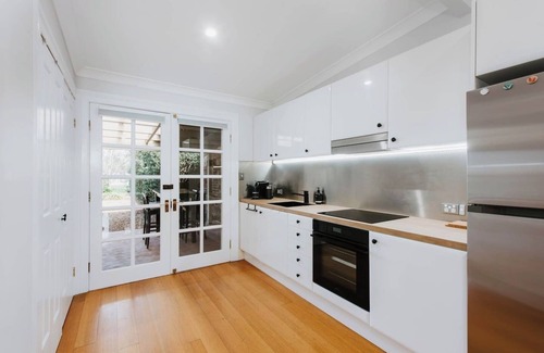 Central Mudgee Cottage | Kareela Cottage A Charming Country Getaway