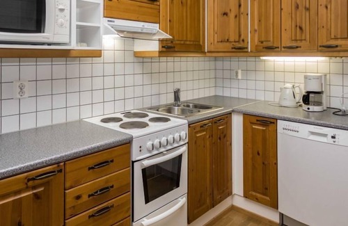 Rukatunturi House | Karhunvartijan Linna B11 by Interhome
