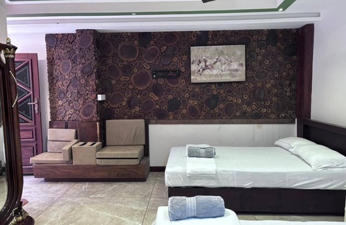 Thekkumbhagam Hotel | Karmaliz Casa Del Lake