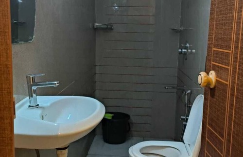 Thekkumbhagam Hotel | Karmaliz Casa Del Lake