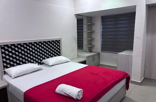 Thekkumbhagam Hotel | Karmaliz Casa Del Lake