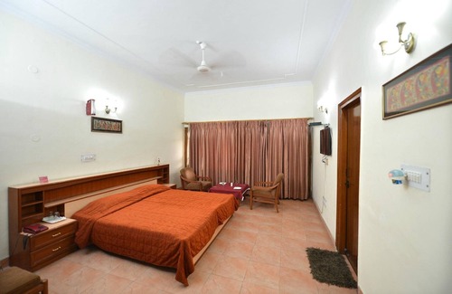 Karnal Hotel | Karna Lake Tourist Resort