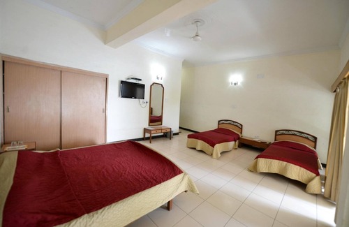 Karnal Hotel | Karna Lake Tourist Resort