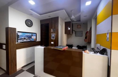 Lansdowne Hotel | Karnal Guest Stay