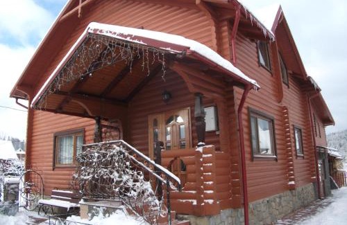 Vorokhta House | Karpatskyi Gomin