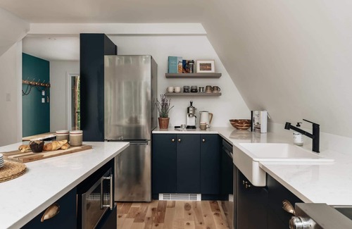 Amherst Ski Chalet | Kartalla - Scandinavian hot tub, AFrame, Tremblant