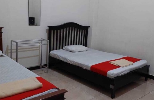Surabaya House | Kartika Homestay Syariah Surabaya
