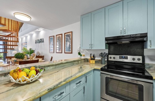 Kihei Condo | KAS 5401 Remodeled 2BD Corner Unit w Peekaboo Ocean Views AC Pools Pickleball