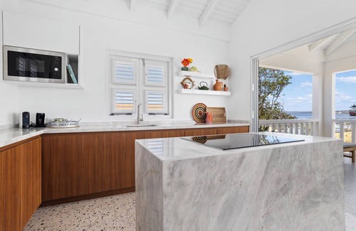 Playa House | Kas Chiki , Charming, Stylish Seaside escape, just steps from the Caribbean Sea