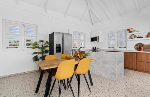 Playa House | Kas Chiki, stylish seaside escape