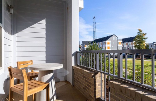 Charlotte Apartment | Kasa FreeMoreWest Charlotte
