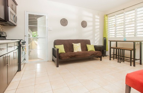 Puntas Apartment | Kasa Maui - Palm Tree Apt - 1 Minute From Sandy Beach!