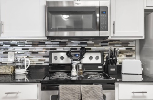 Delray Beach Apartment | Kasa | Welcoming 1 BD + Amenity Access | Delray Beach