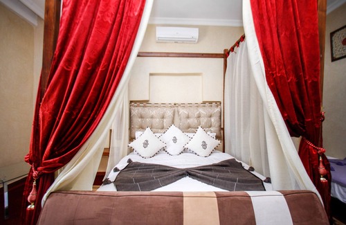 Tifni House | Kasbah Ait Oumghar Iminifri