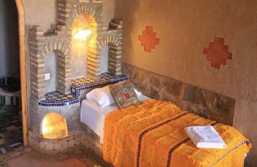 Taouz Bed & Breakfast | Kasbah Azalay Merzouga