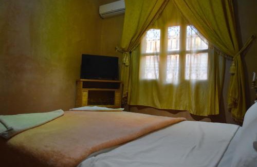 Kelaat M'Gouna Hotel | KASBAH DARDIAFA TOURBISTE