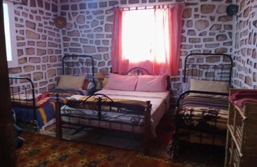 Taourirte Bed & Breakfast | Kasbah Imini Restaurant & Hotel