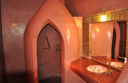 Lac Yasmins Hotel | Kasbah Leila