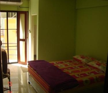 Lat Yao House | Kaset Guesthouse