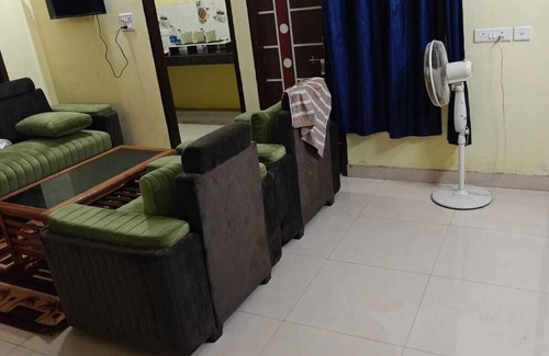 Varanasi Apartment | Kashi family comfort inn