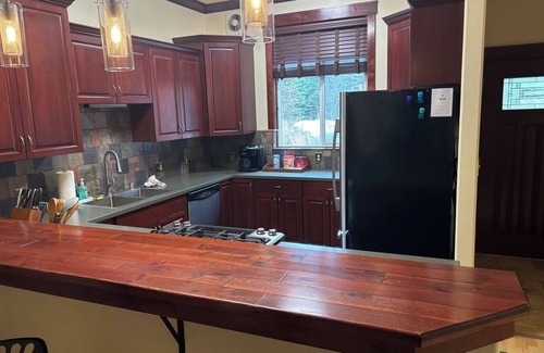 Cohoe House | Kasilof River Getaway