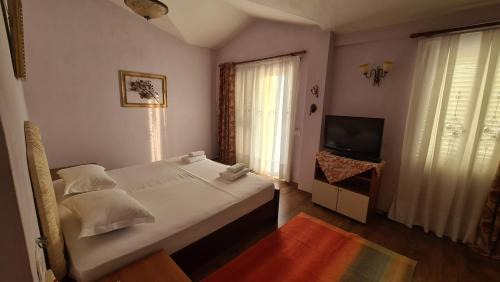 Kashar Villa | "Kasneci Residence" Countryside Villa with a pool