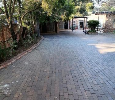 Greater Johannesburg Metropolitan Area House | kaste Guest House Randburg