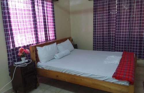 Mombasa House | Kasuku House