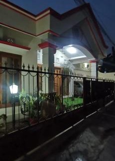 Madiun House | Kaswari Home - entire home