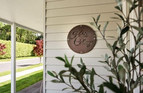 Bright House | Kate's Cottage