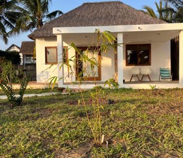Tofo House | Kategha Beach Guesthouse