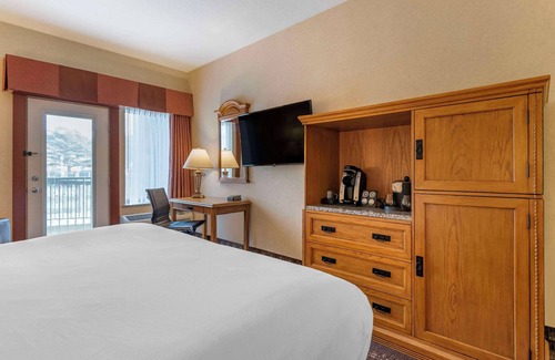 Seaside Hotel | Kathryn Riverfront Inn, an Ascend Collection Hotel