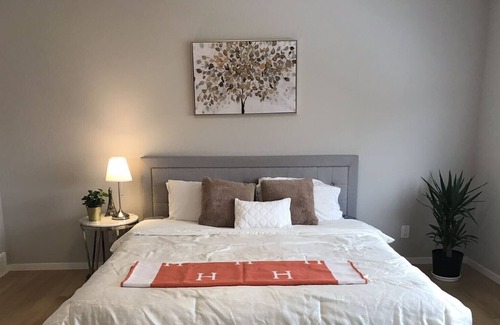 Calgary House | Kathy's New Guest House