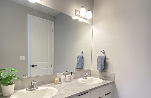Calgary House | Kathy's New Guest House