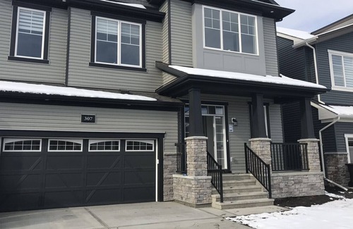 Calgary House | Kathy's New Guest House