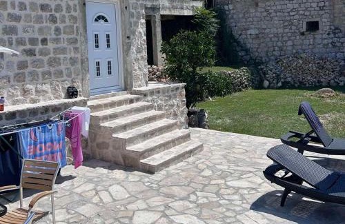 Perast Apartment | Katina Zgrada