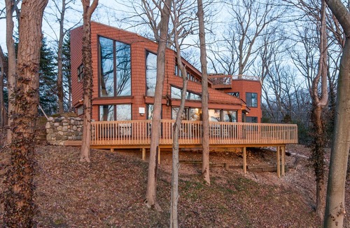 Coloma Cottage | Katka's Summer Castle - Tucked into the Dunes on Fire Lane 16