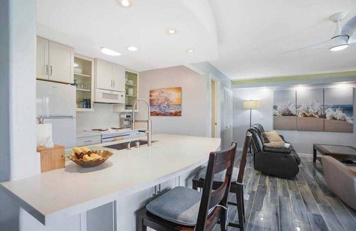Hanamaulu Condo | Kauai Beach Villas E16 High-End Luxury Ocean View