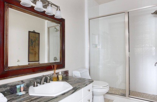 Lihue House | Kauai Exclusive - Pali Kai Suite - Overlooking Kalapaki Bay