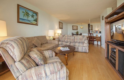 Kihei Condo | Kauhale Makai 410: 1 Br Ocean View @ Kihei ocean front resort location