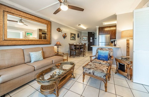 Kihei Condo | Kauhale Makai 433 Oceanview 2BR/2BA Condo with Lanai and Resort Amenities