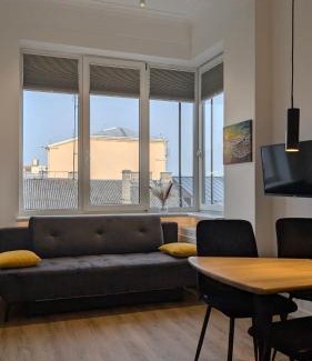 Liberty Avenue Apartment | Kaunas City Centre Apartment Self Check-In & AC