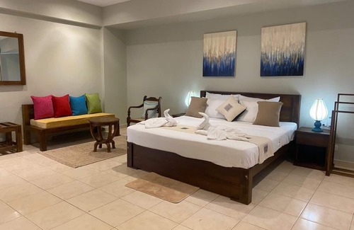 Hendala Hotel | KAY JAY BEACH FRONT