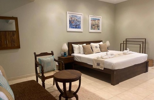 Hendala Hotel | KAY JAY BEACH FRONT