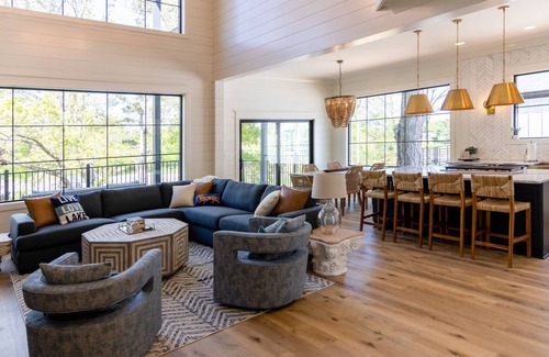 Winchester House | Kayak Kove* DOCK* Lake front Tim's Ford Lake NEW- 2 kayaks