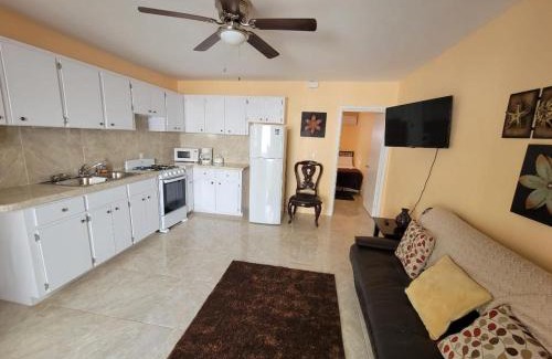 Nassau Apartment | Kaylavill