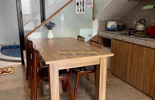 Oro Oro Ombo Villa | Kayz Tiga Villa Batu Private Pool Aesthetic