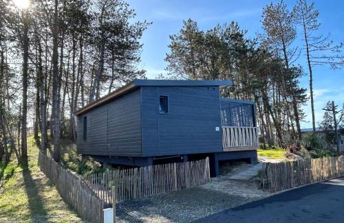 Jullouville House | Kaz’a Ti Moun