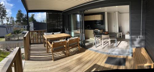 Jullouville House | Kaz’a Ti Moun