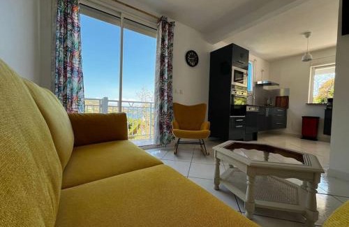 Les Anses-d'Arlets House | Kaz Colibri